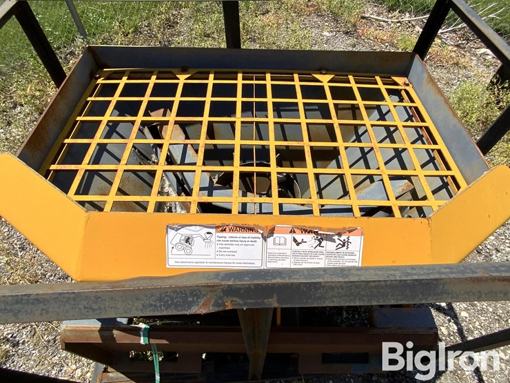 tmg-industrial-tmg-mss10-skid-steer-material-spreader-image-13