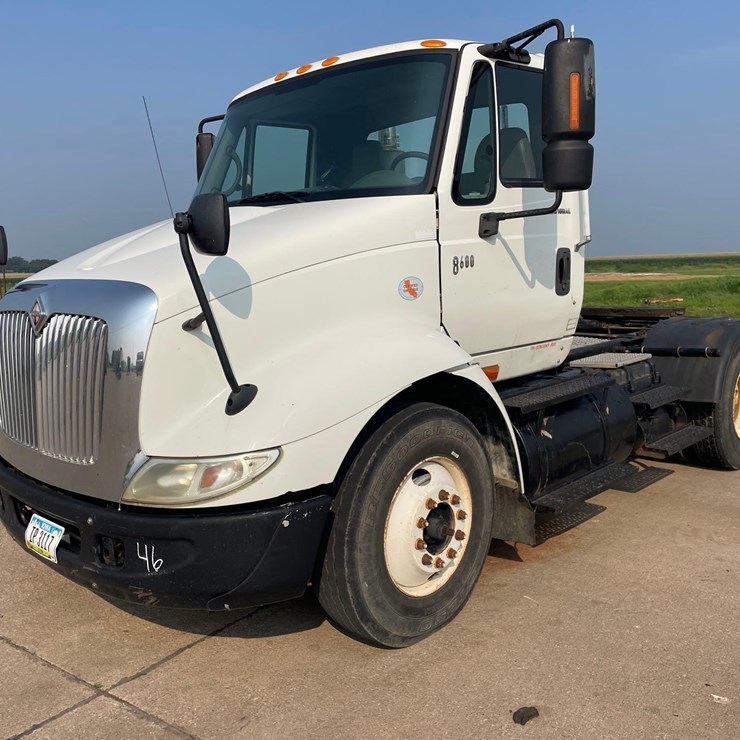 2006 INTERNATIONAL 8600