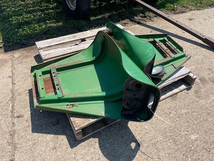 john-deere-4010-image-1