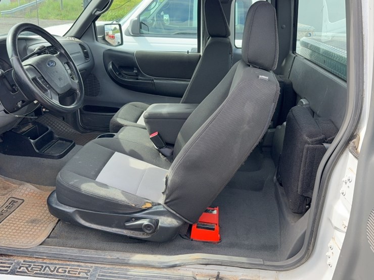 2011-ford-ranger-image-14