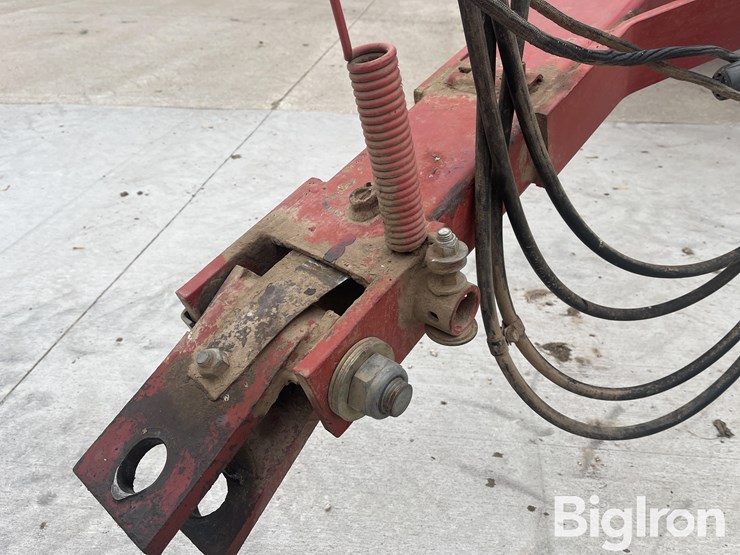 case-ih-4300-image-10