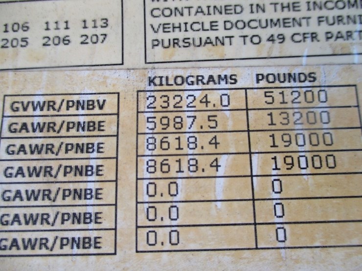 2016-peterbilt-579-image-22
