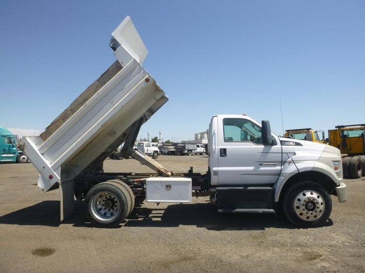 2019-ford-f650-image-11