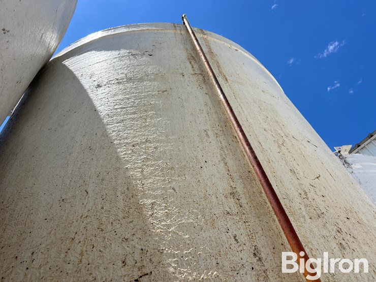 7,000-gallon-(approx.)-fiberglass-liquid-feed-storage-tank-image-6