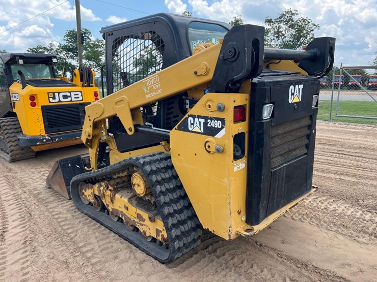 caterpillar-249d-image-2