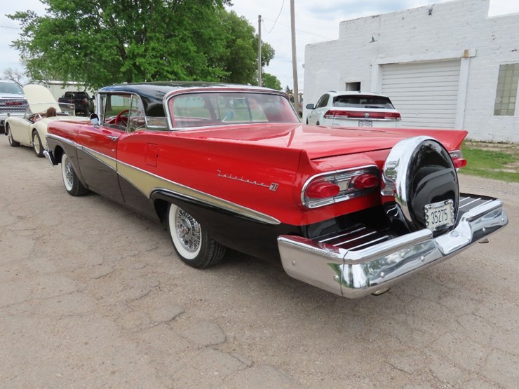 1958-ford-fairlane-500-skyliner-retractable-hardtop-image-12