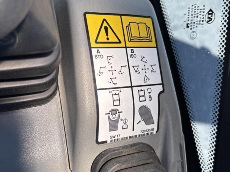 2018-bobcat-e85-image-34