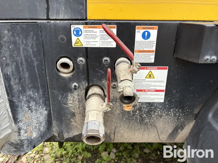 2019-kaeser-mobilair-m58-portable-air-compressor-image-13