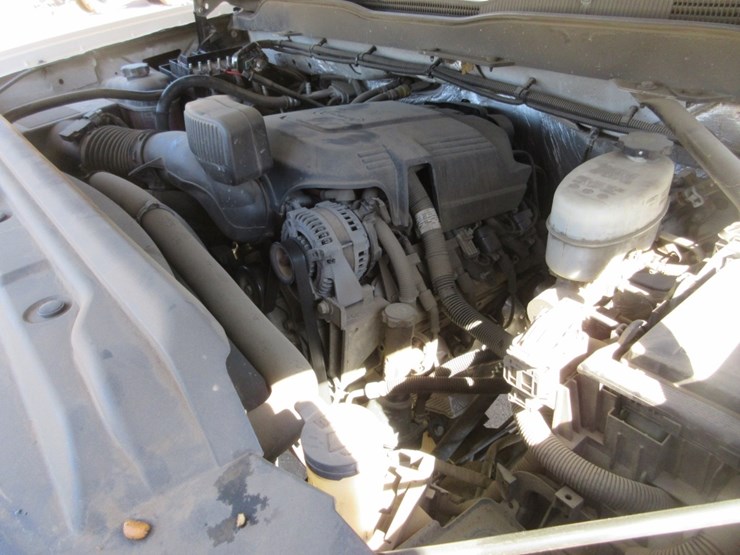 2015-chevrolet-2500hd-image-5