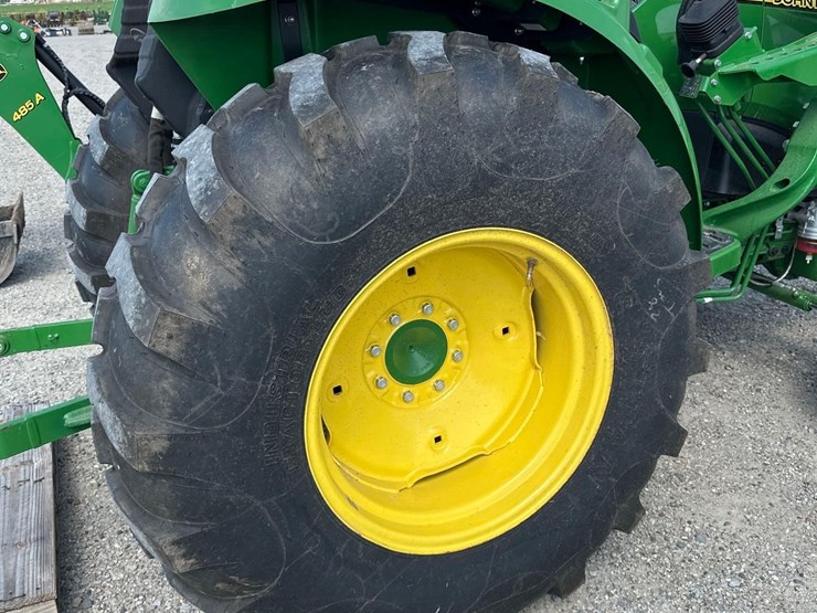 john-deere-4052m-image-13