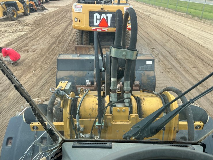 2007-caterpillar-930g-image-41