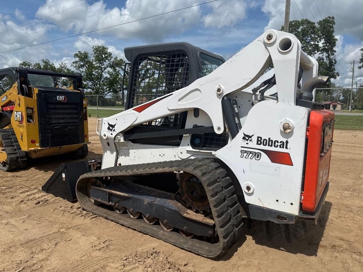 2019-bobcat-t770-image-8