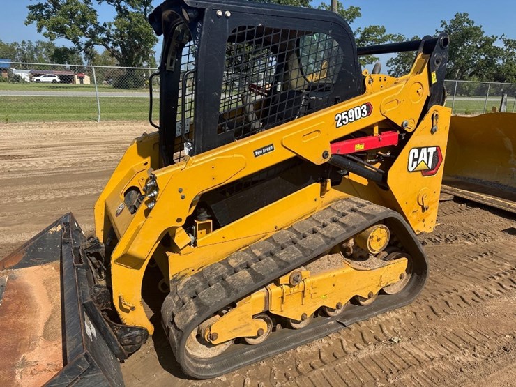 2021-caterpillar-259d3-image-7