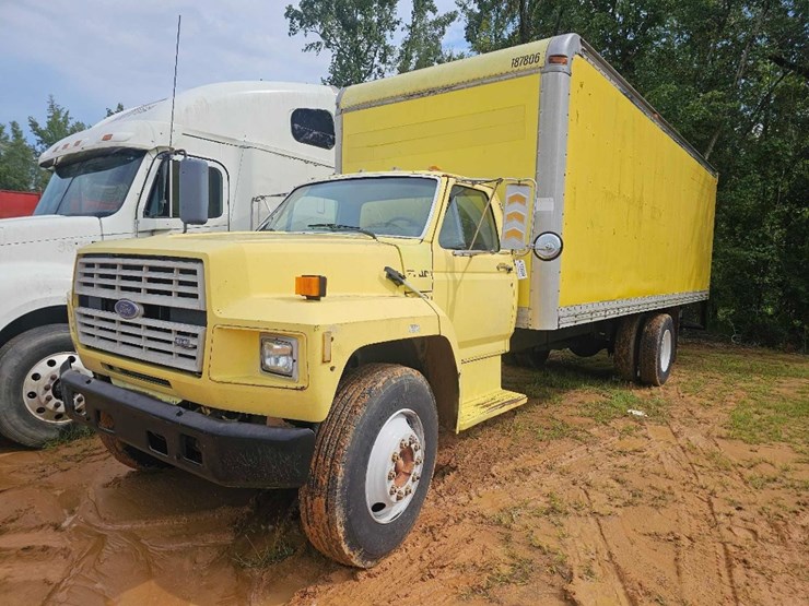 1988-ford-f700-image-2