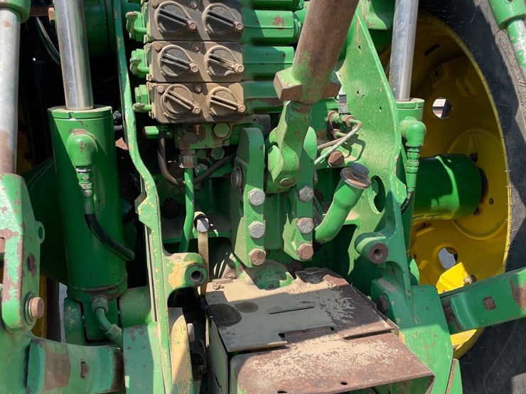 john-deere-8400-image-58