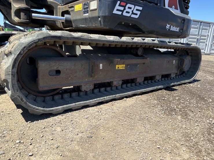 2018-bobcat-e85-image-23