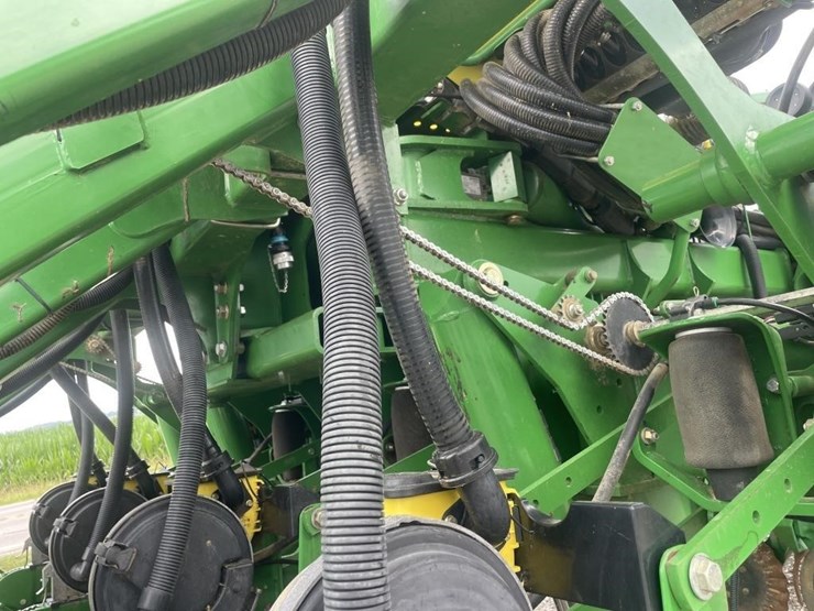 2012-john-deere-1790-image-22