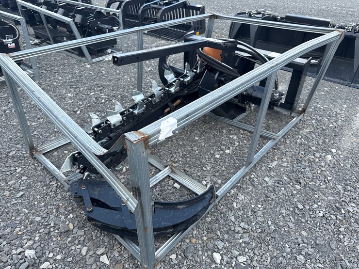 #2016-•-unused-jct-skid-steer-trencher-inv#:-31692-image-4