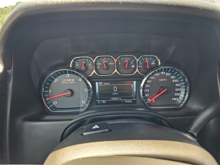 2018-chevrolet-tahoe-image-40