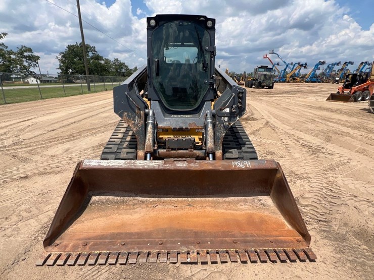 2018-deere-333g-image-7