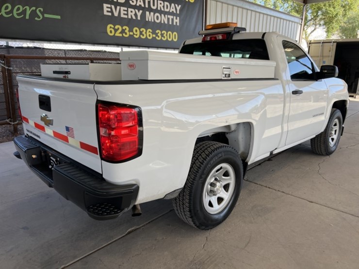 2017-chevrolet-silverado-1500-image-7