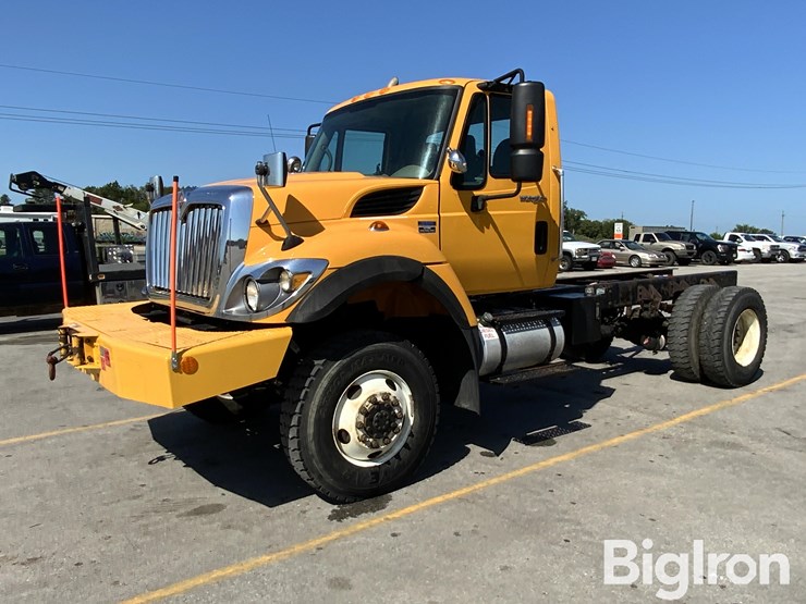 2010-international-workstar-7300-image-1