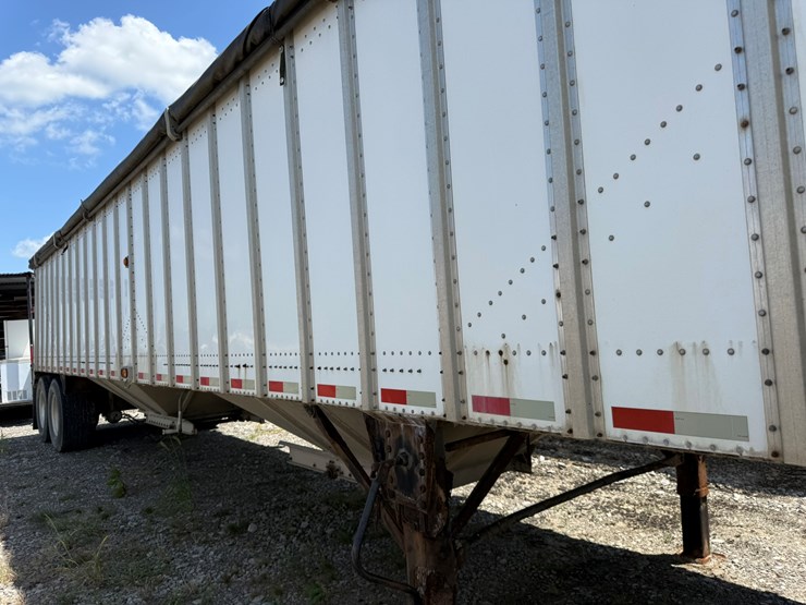 2011-merritt-42'-x-96"-image-41