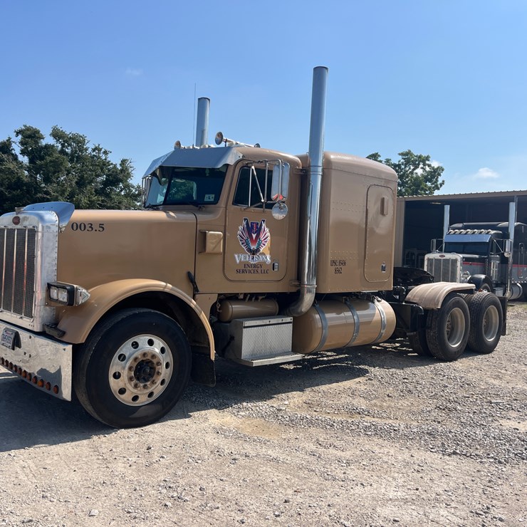 2000 PETERBILT 378
