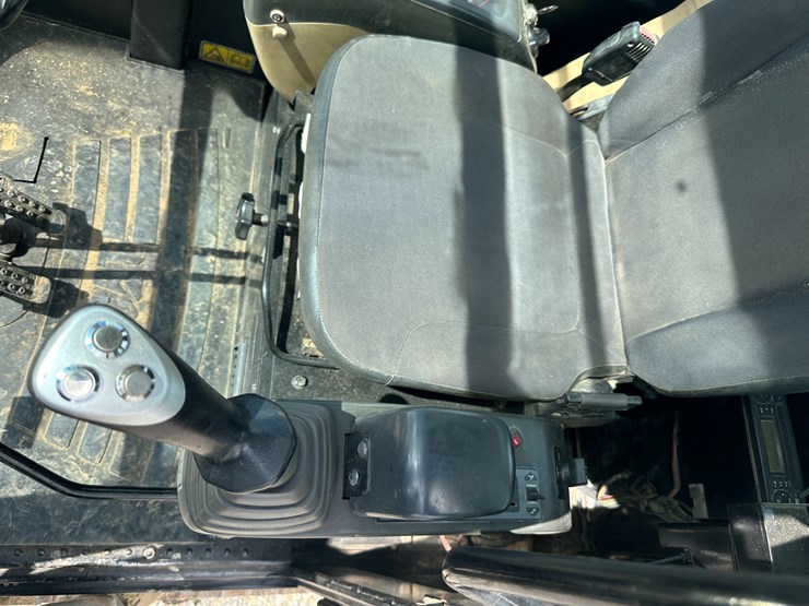 2015-caterpillar-306e-image-58