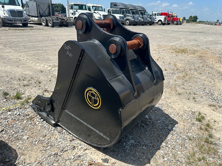 #83-•-unused-thor-320-42"-excavator-bucket-inv#:-24631-image-4