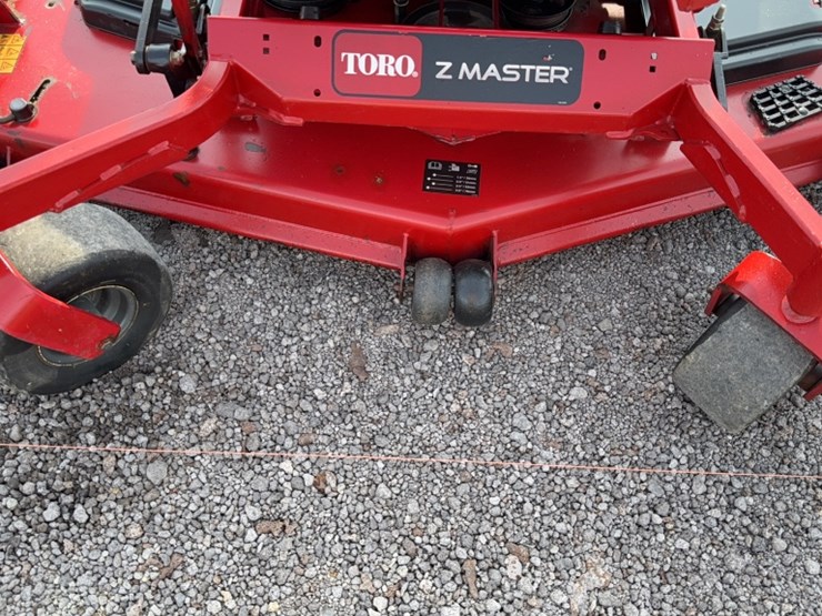 #3079-•-toro-z-master-zero-turn-lawn-mower-image-4