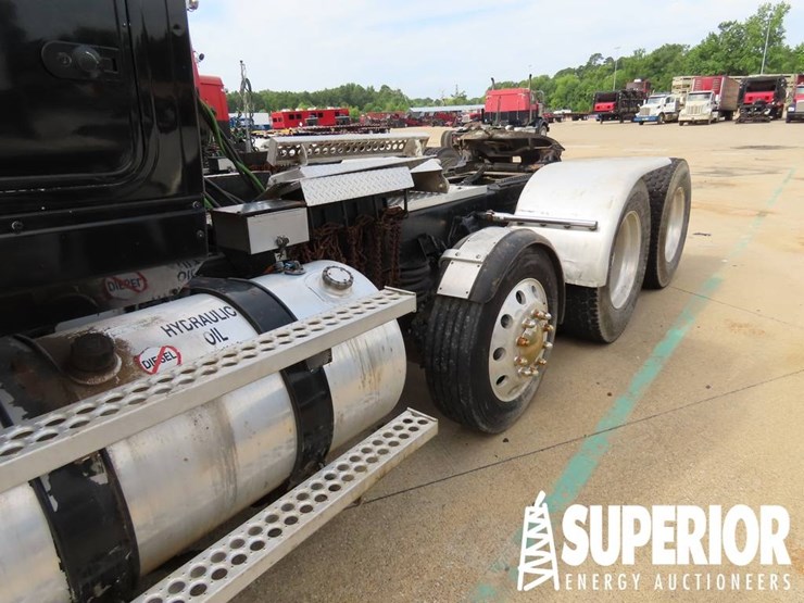 2011-western-star-4900-image-6