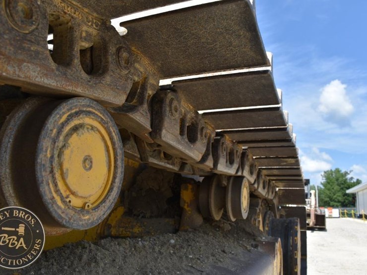 2014-komatsu-d51exi-22-image-45