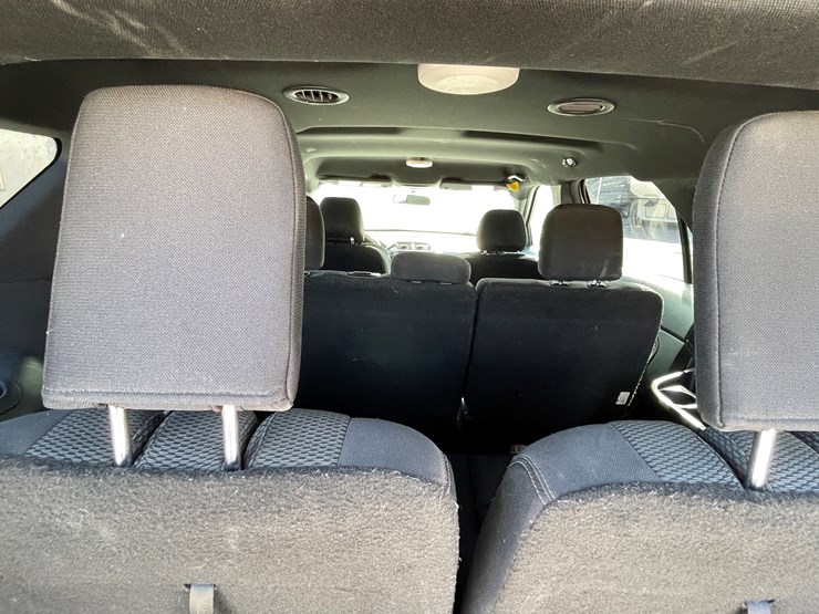 2018-ford-explorer-image-96