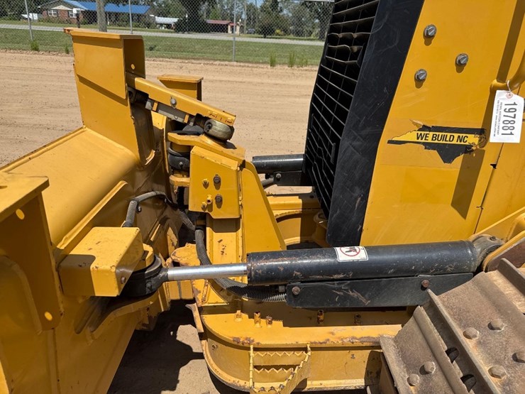 2019-caterpillar-d3k2-xl-image-21