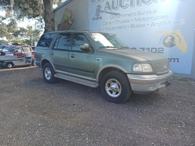 ford-expedition-image-2
