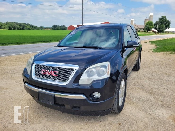 2008-gmc-acadia-image-2