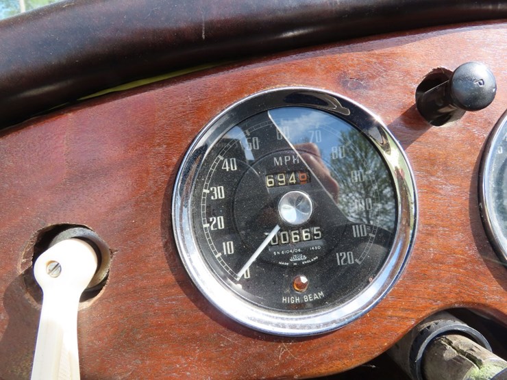 1959-mg-mga-roadster-image-14