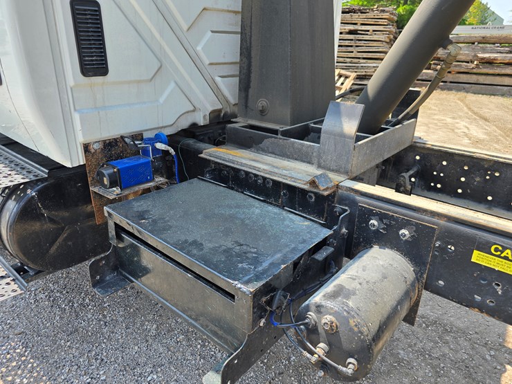 2007-international-durastar-4300-image-128