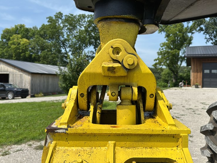 2010-john-deere-2010-image-22