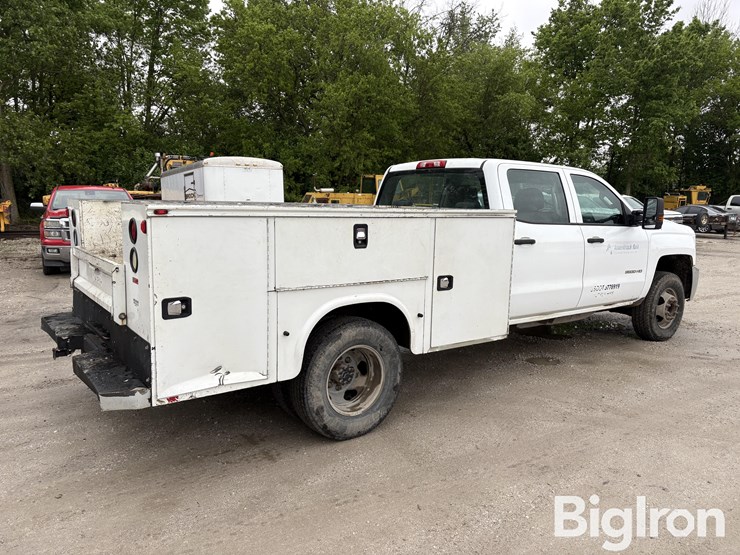 2016-chevrolet-silverado-3500-image-5
