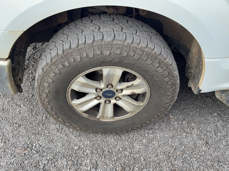 2016-ford-f150-image-14