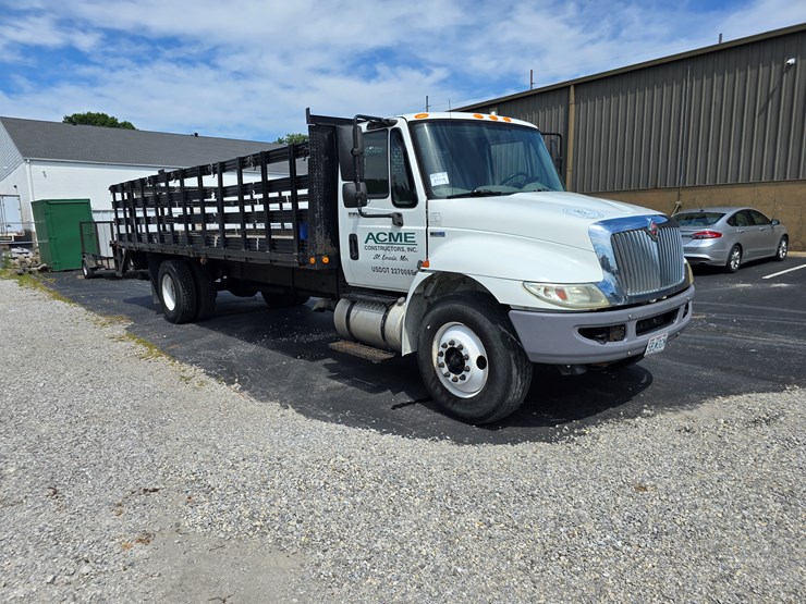 2012-international-durastar-4300-image-44
