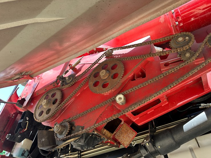 2012-case-ih-7230-image-55