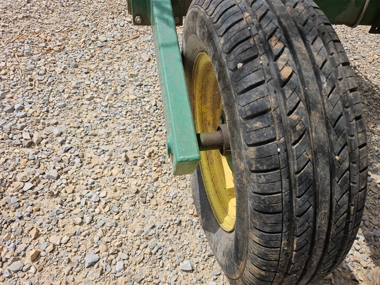 john-deere-702-image-22