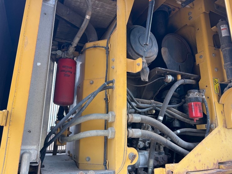 2007-caterpillar-930g-image-21