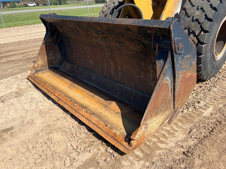 caterpillar-926m-image-21