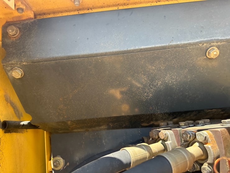 komatsu-pc200-image-59