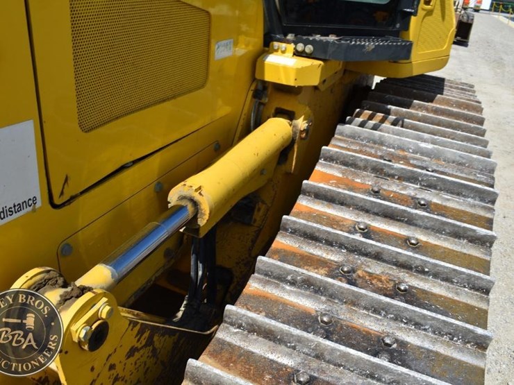 2014-komatsu-d51exi-22-image-39