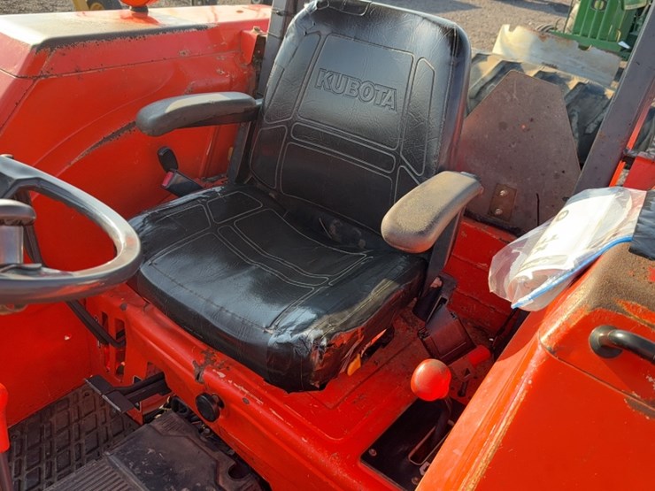 kubota-m6800-image-18